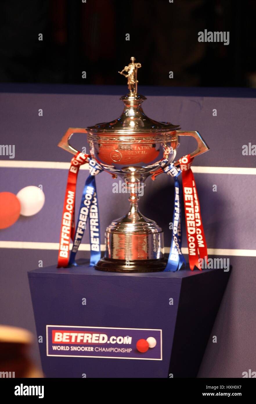 Snooker world championship trophy hi-res stock photography and images