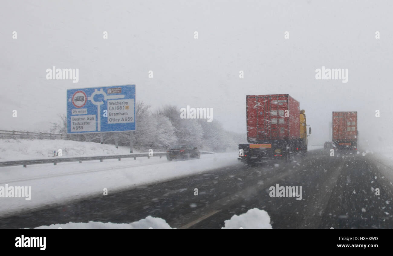 A1m road hi-res stock photography and images - Alamy