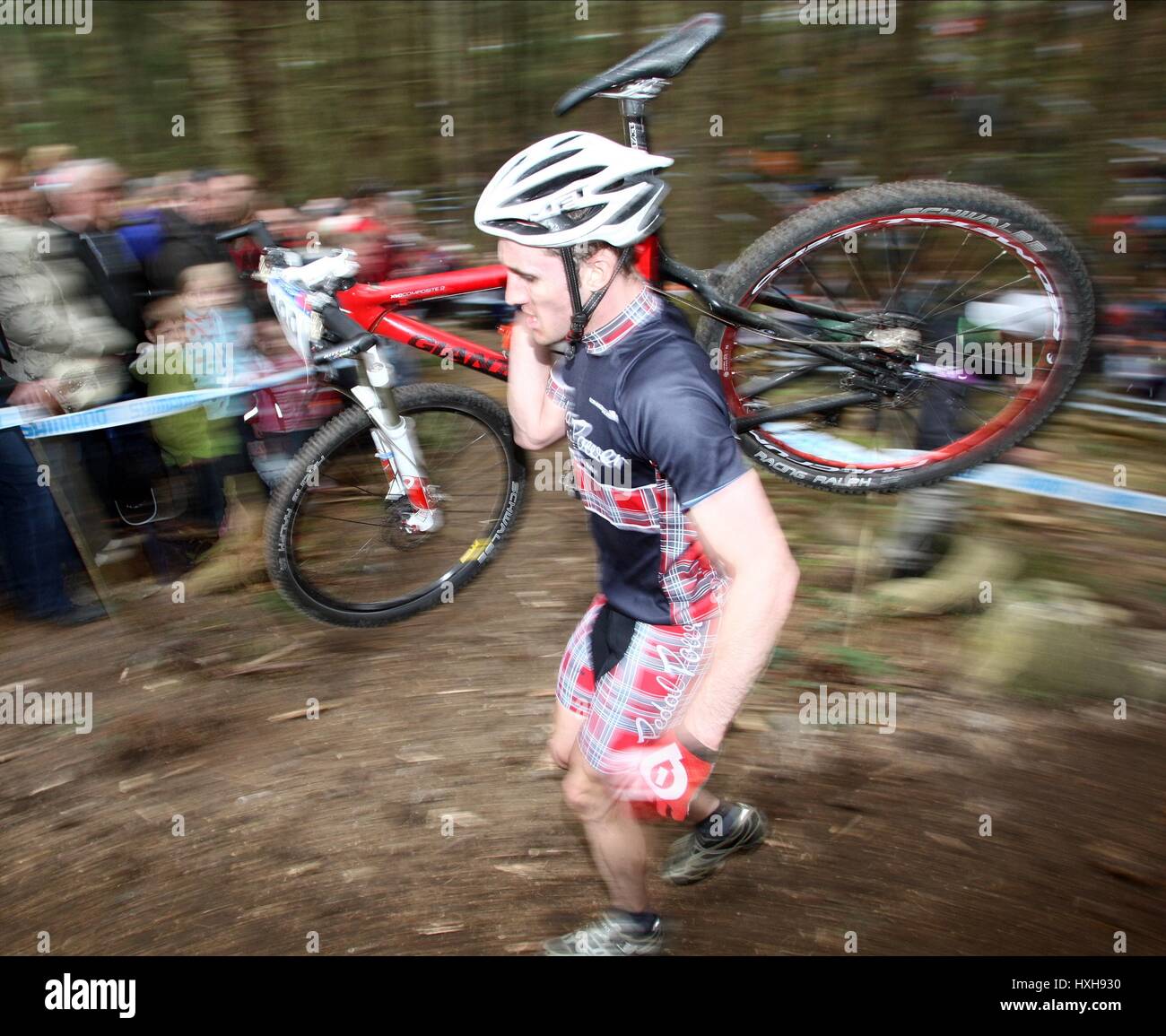 Dave henderson hi res stock photography and images Alamy