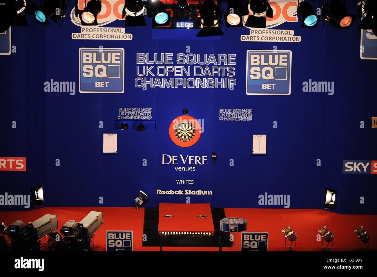 Darts championship hires stock photography and images Alamy