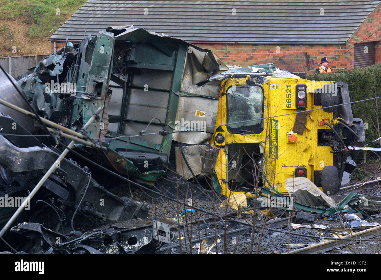 SCENE OF SELBY RAIL CRASH SELBY RAIL CRASH 28 February 2001 Stock Photo
