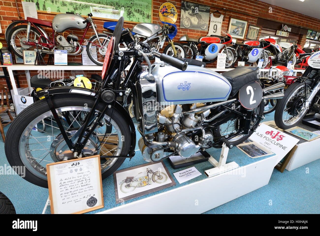 Liquid Cooled Pioneer: The Suzuki GT750 – Old Bike Barn