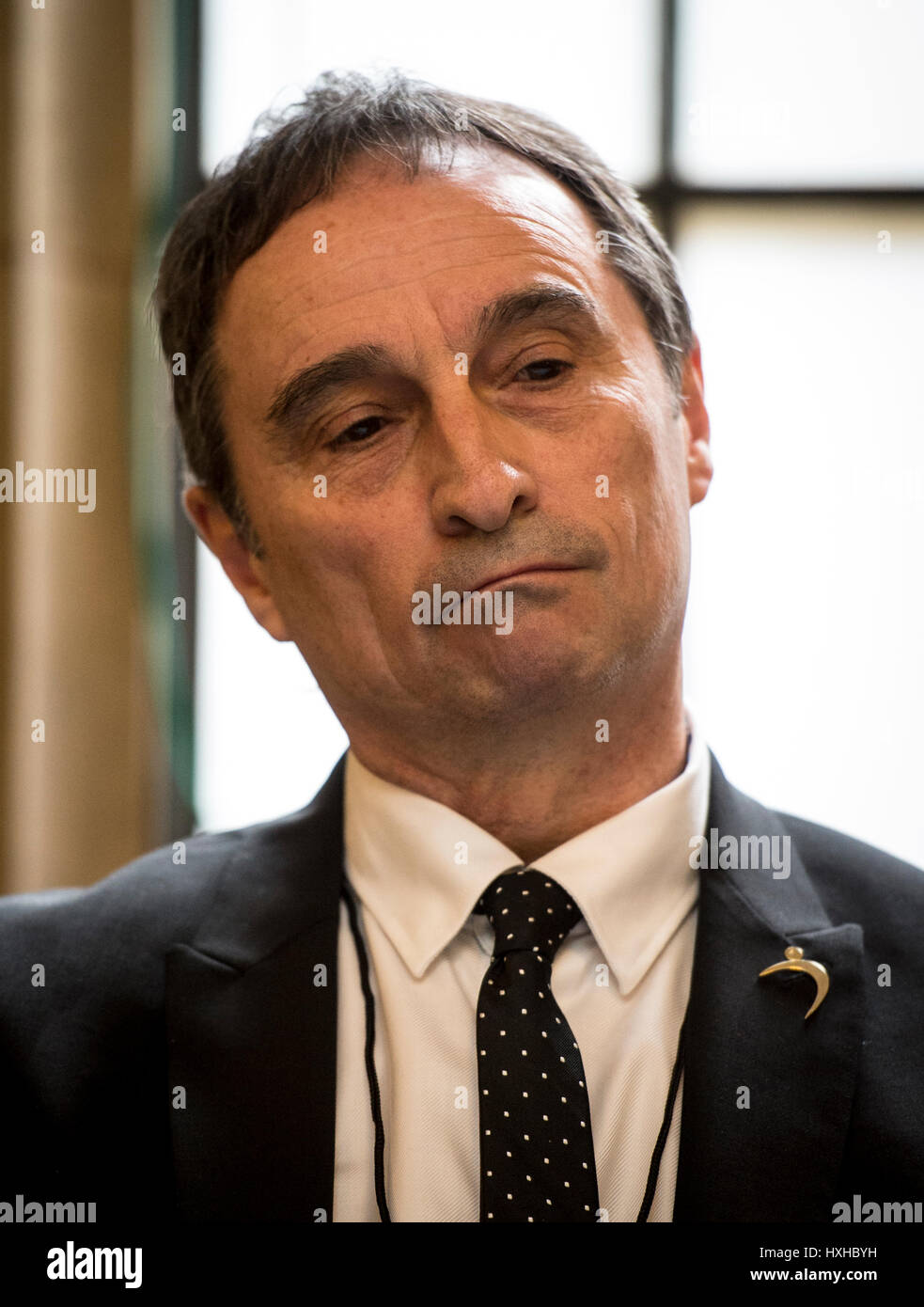 Peter lowe hi-res stock photography and images - Alamy