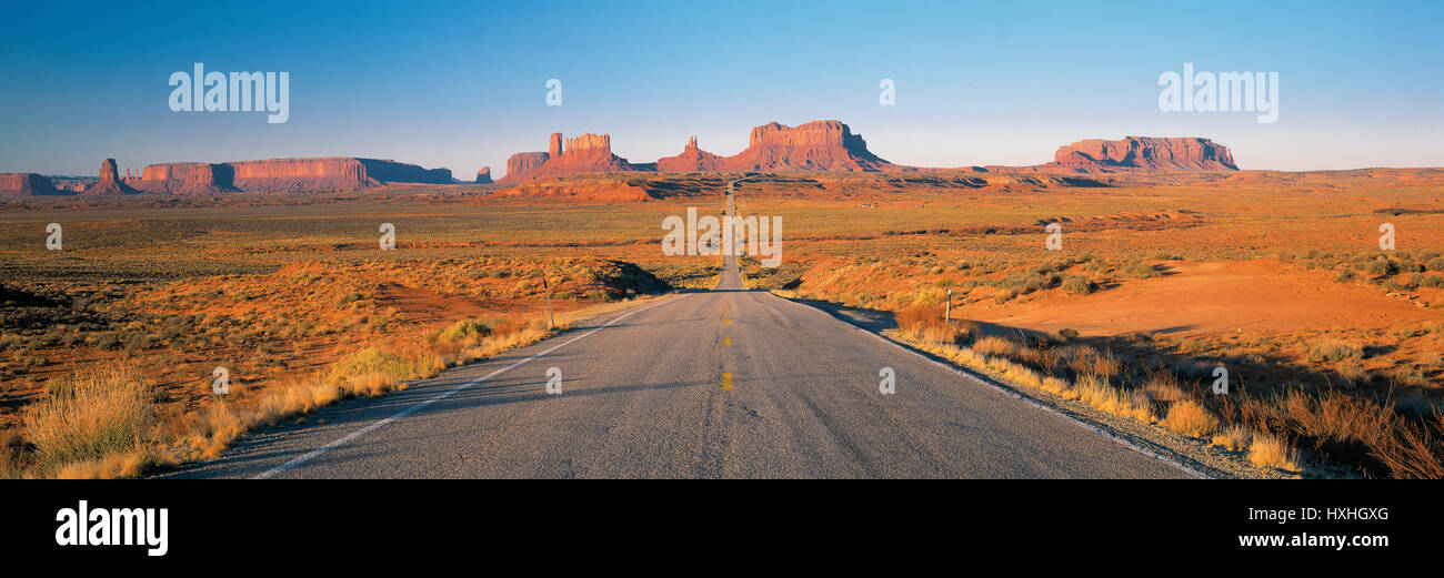 Highway leading towards Monument Vallay, Utah-Arizona, USA Stock Photo