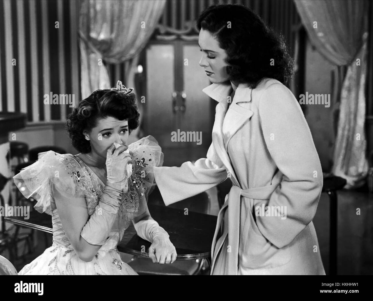 Jeff Donnell Carla Balenda Dancing In Manhattan 1944 Stock Photo Alamy