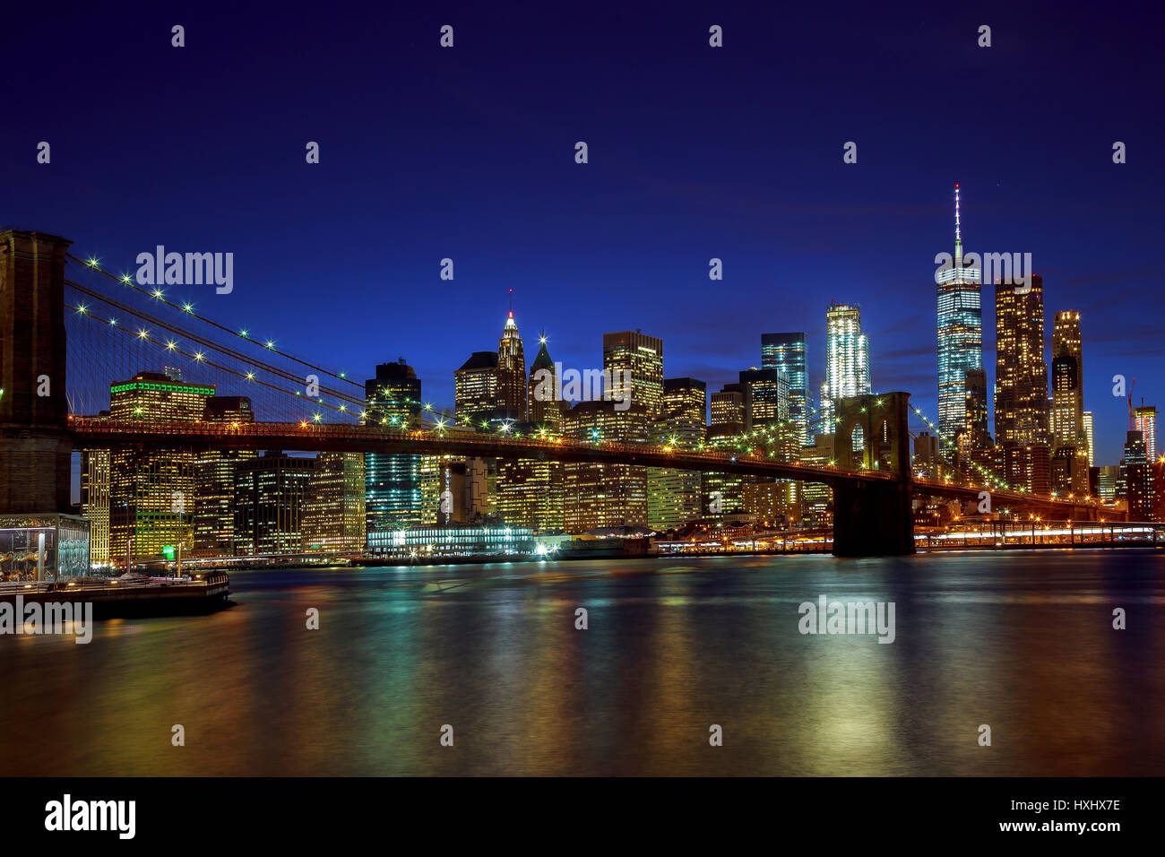 Brooklyn Bridge and Manhattan Skyline At Night, New York City Stock ...