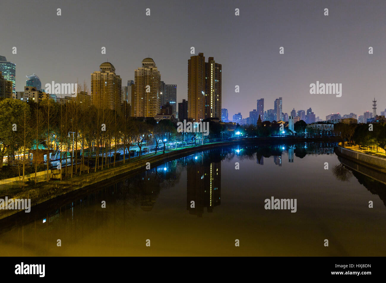 Shanghai street top view hi-res stock photography and images - Alamy