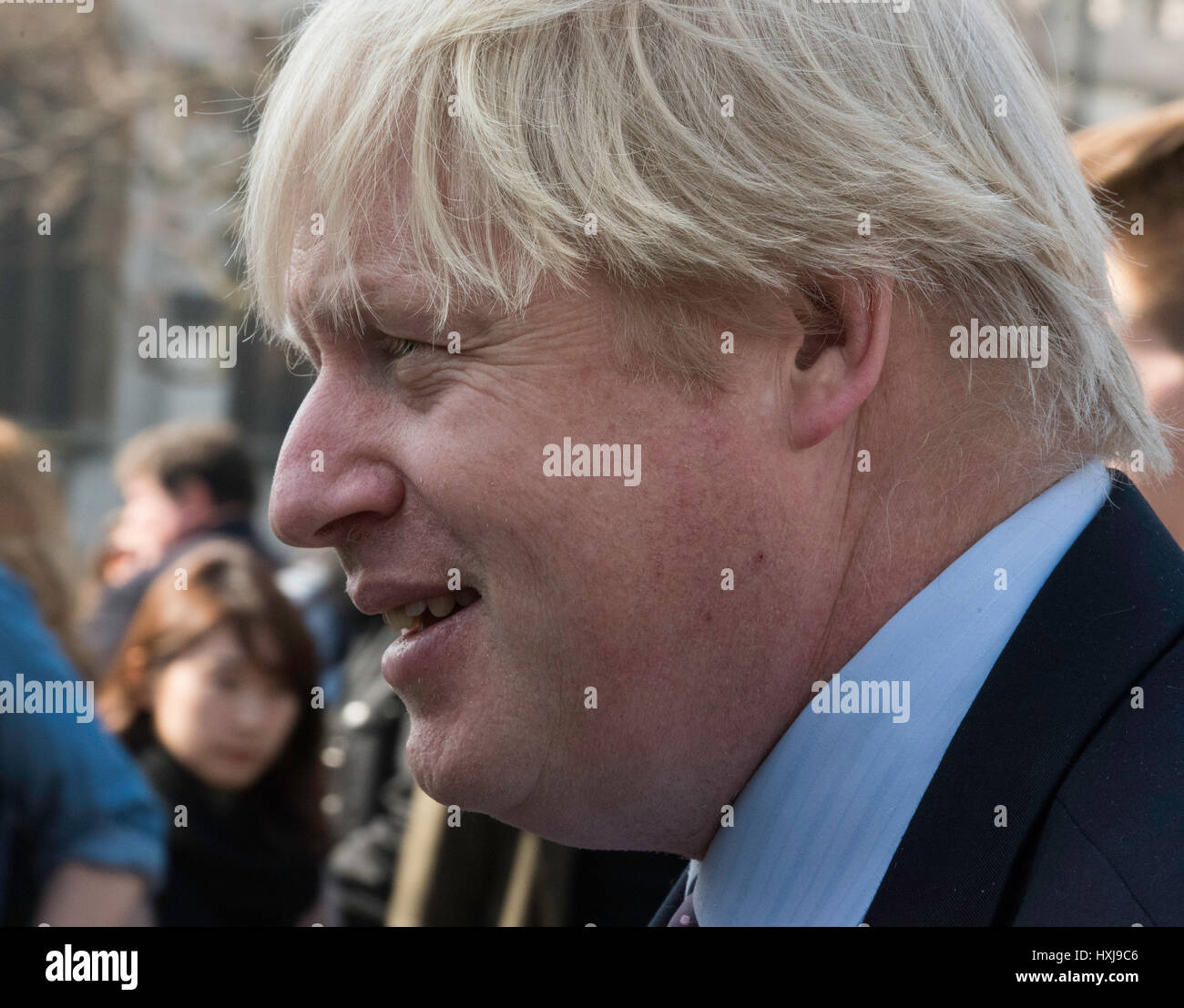 London, UK. 28th March 2017. Boris Johnson, Foreign Secretary, in a display of defiance, walks from his office to the House of Commons Credit: Ian Davidson/Alamy Live News Stock Photo