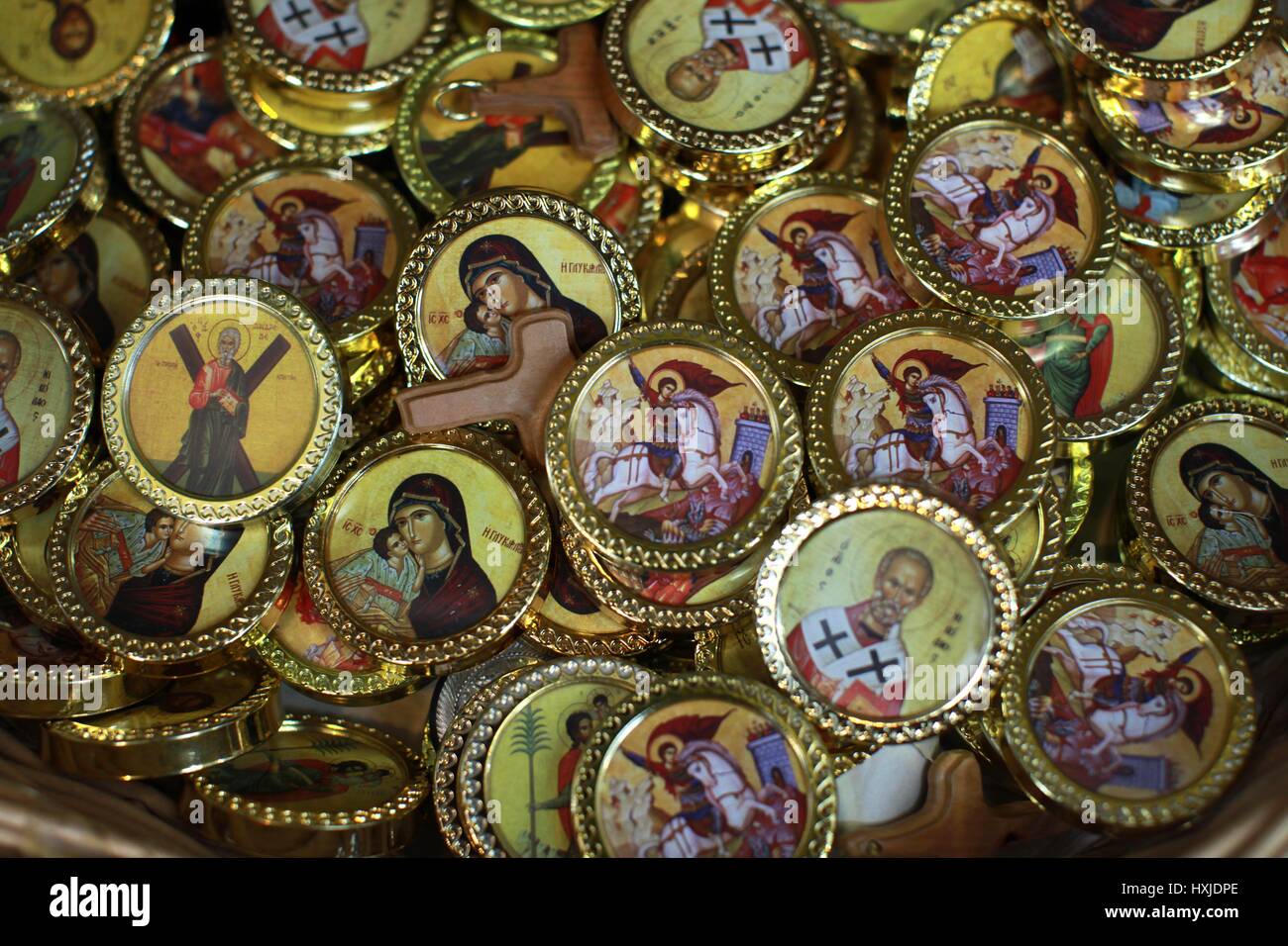 Tarpon Springs, Florida, USA. 22nd Dec, 2015. Orthodox icons of Christ ...
