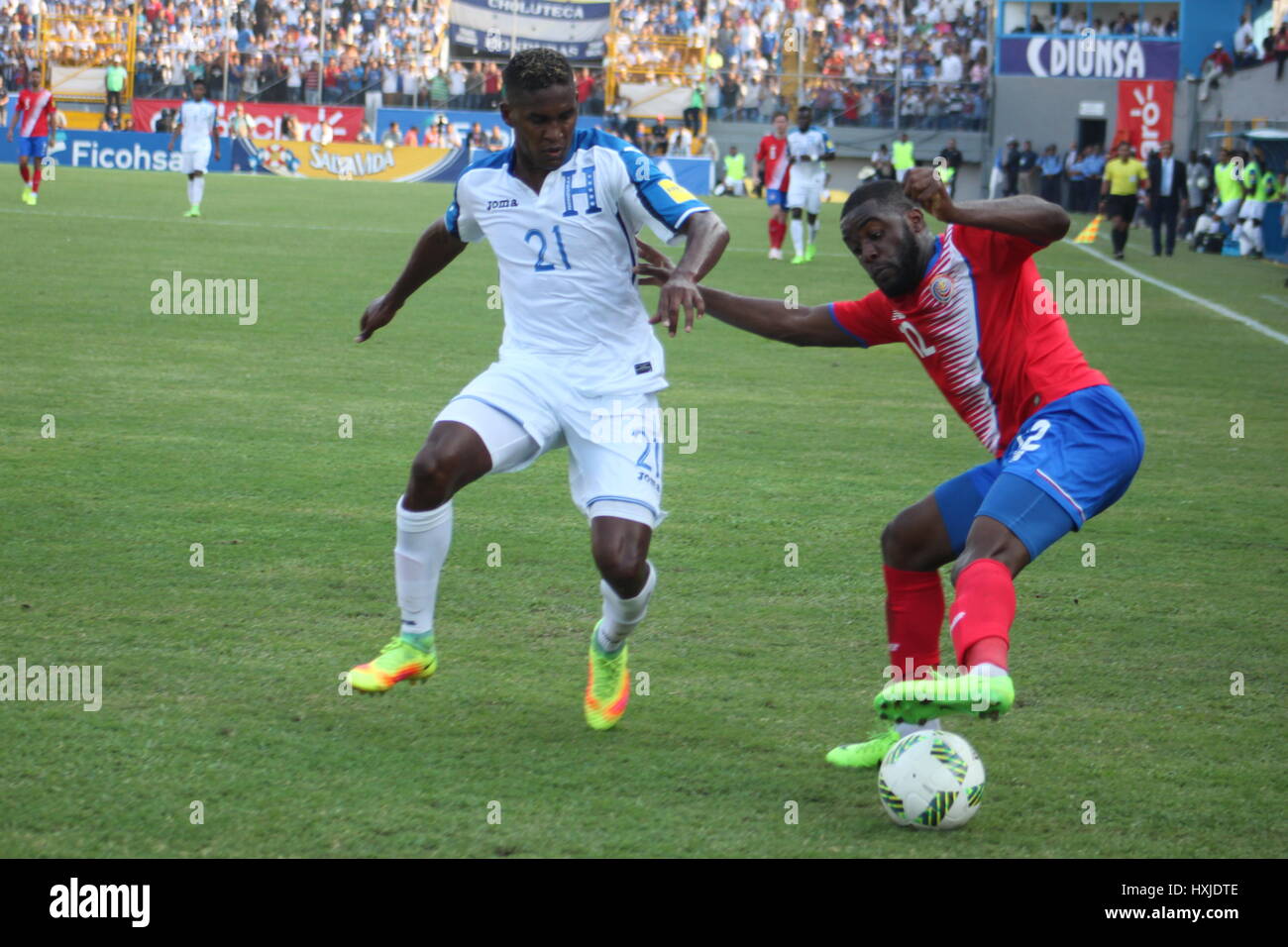 San Pedro Sula, Honduras . 28th March, 2017. Joel Campbell with the ball. Kendall Waston scored in the second half to give visiting Costa Rica (2W-1D-1L, 7 points) a 1-1 draw with Honduras (1-1-2, 4) in the final round of CONCACAF qualifying for the 2018 FIFA World Cup on Tuesday at the hot Estadio Francosco Morazan. Photo by Leonel Sandí | PHOTO MEDIA EXPRESS Credit: VWPics/Alamy Live News Stock Photo