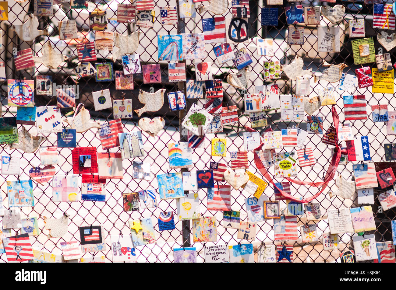 9/11 Messages On Chain link Fence, New York, USA Stock Photo Alamy