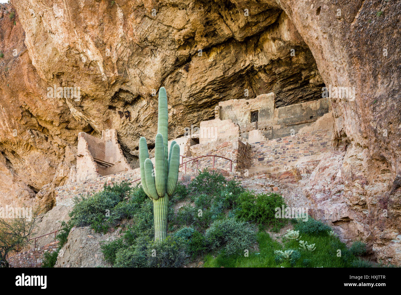 The Lower Cliff Dwelling of the Tonto National Monument, Arizona, USA Stock Photo Alamy
