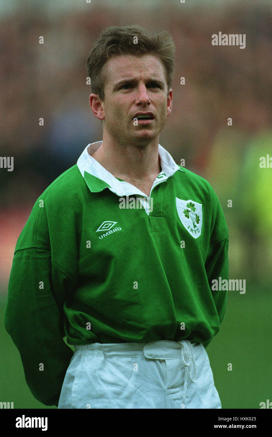 PETER RUSSELL IRELAND & INSTONIANS RU 02 November 1992 Stock Photo Alamy