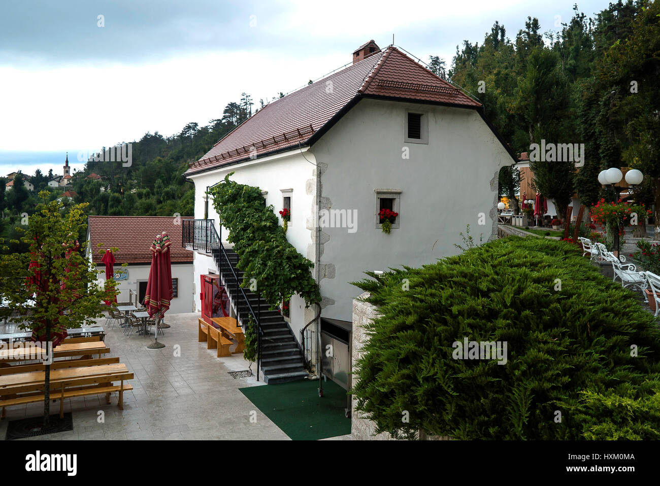 Pretty little rustic building hi-res stock photography and images - Alamy