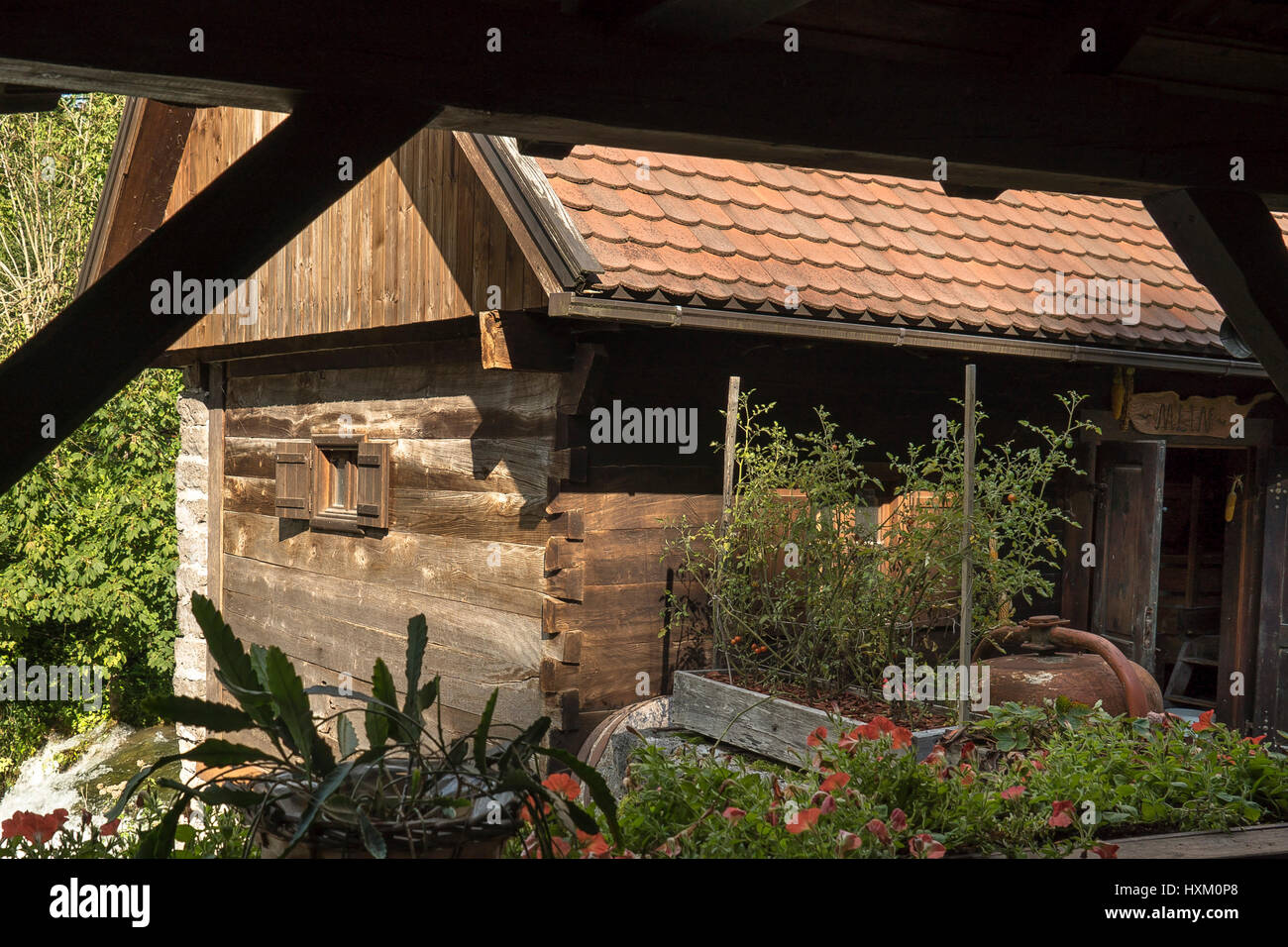 Pretty little rustic building hi-res stock photography and images - Alamy