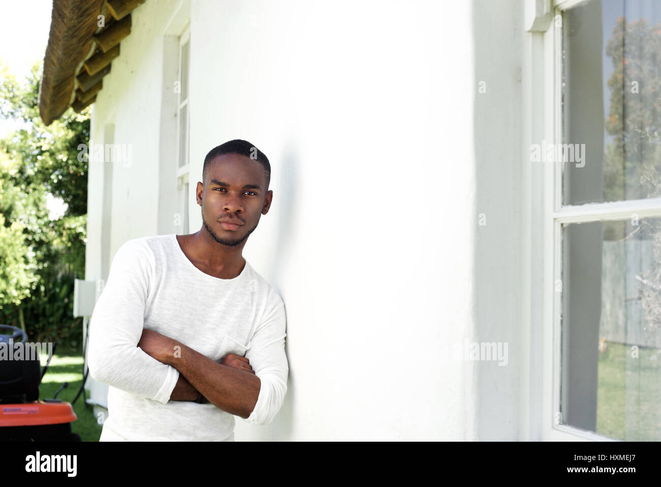 African american man beard standing hi-res stock photography and images ...