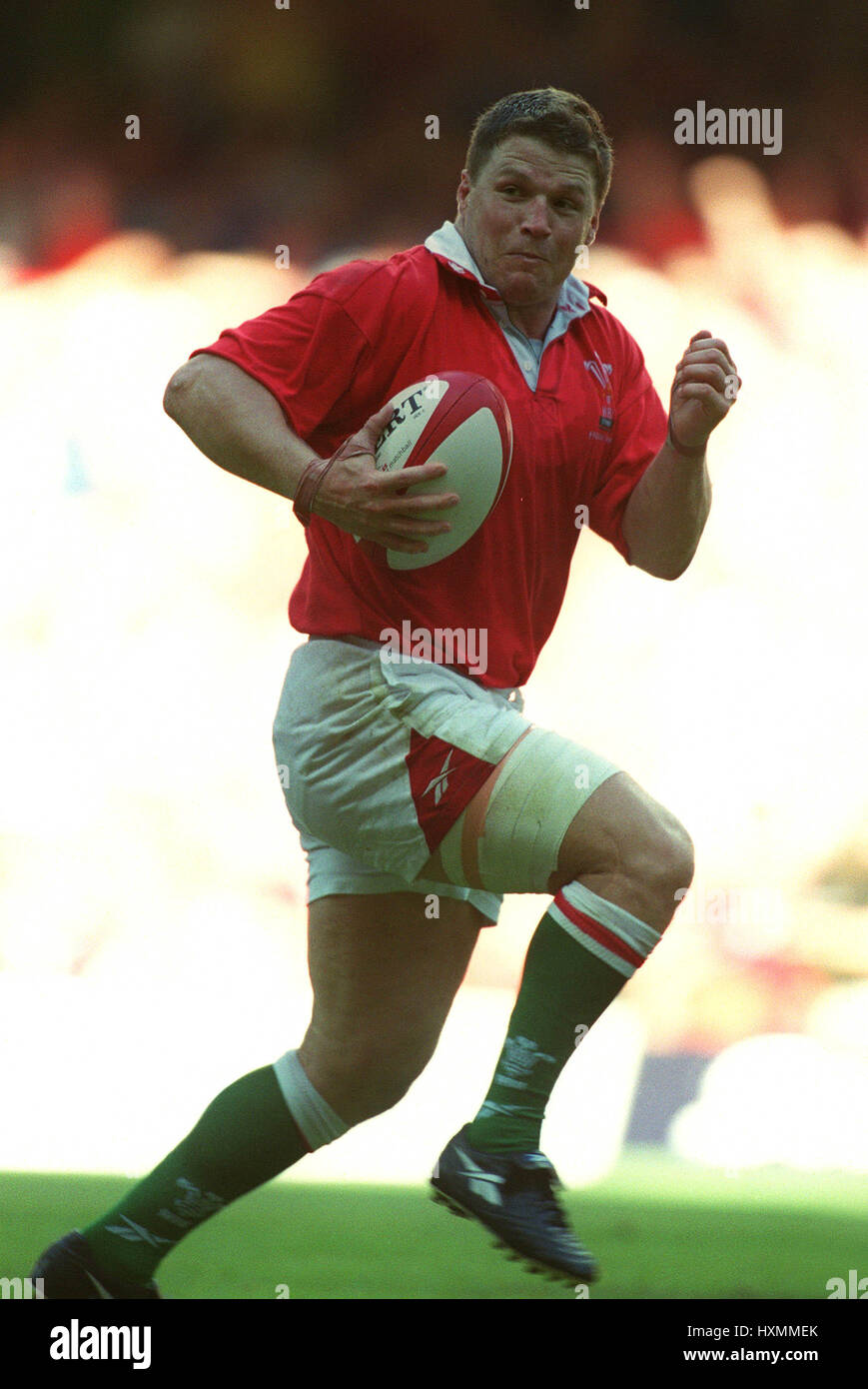 SCOTT GIBBS WALES & SWANSEA RU 28 August 1999 Stock Photo Alamy