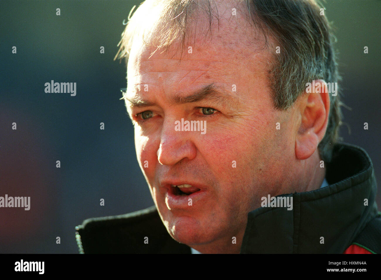 GRAHAM HENRY WALES RU COACH 20 February 1999 Stock Photo Alamy