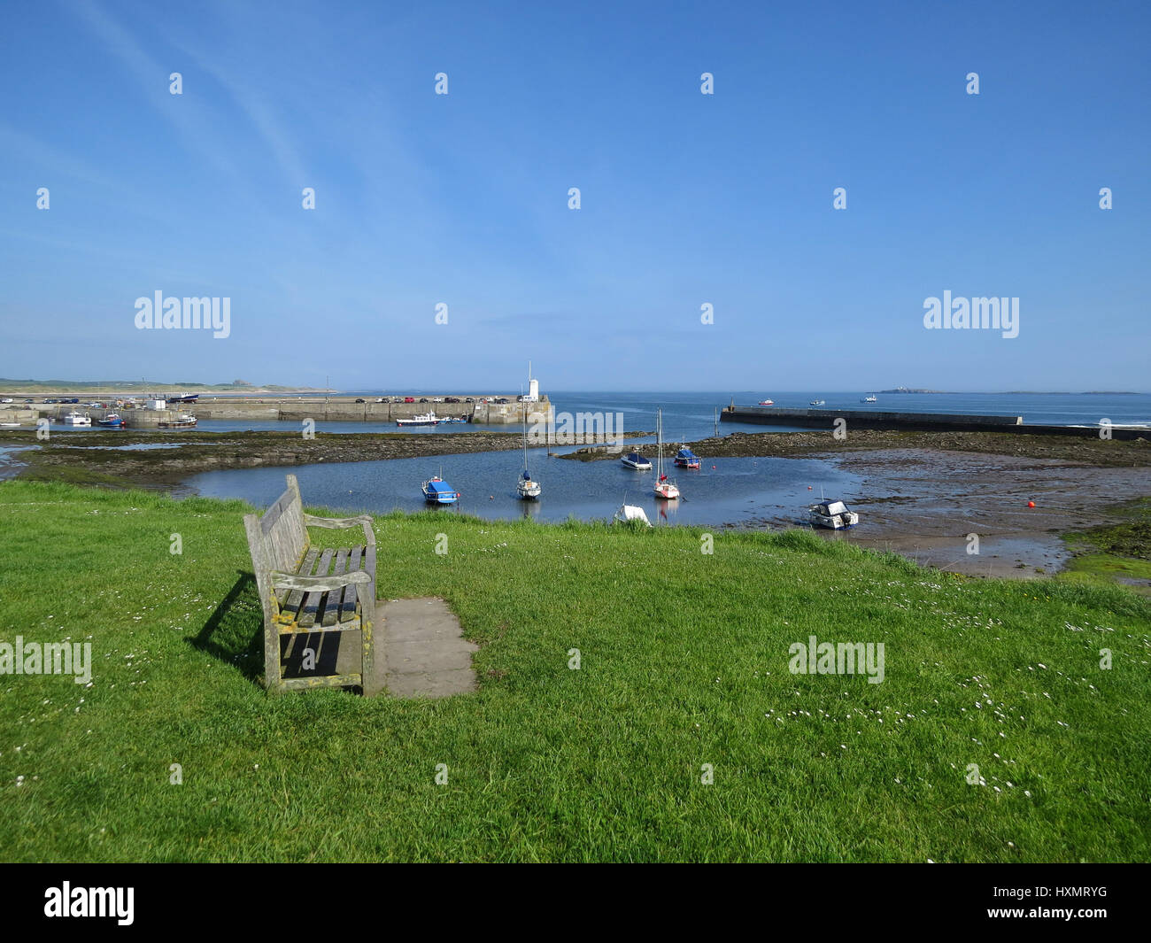 Seahouses northumberland harbour view hires stock photography and