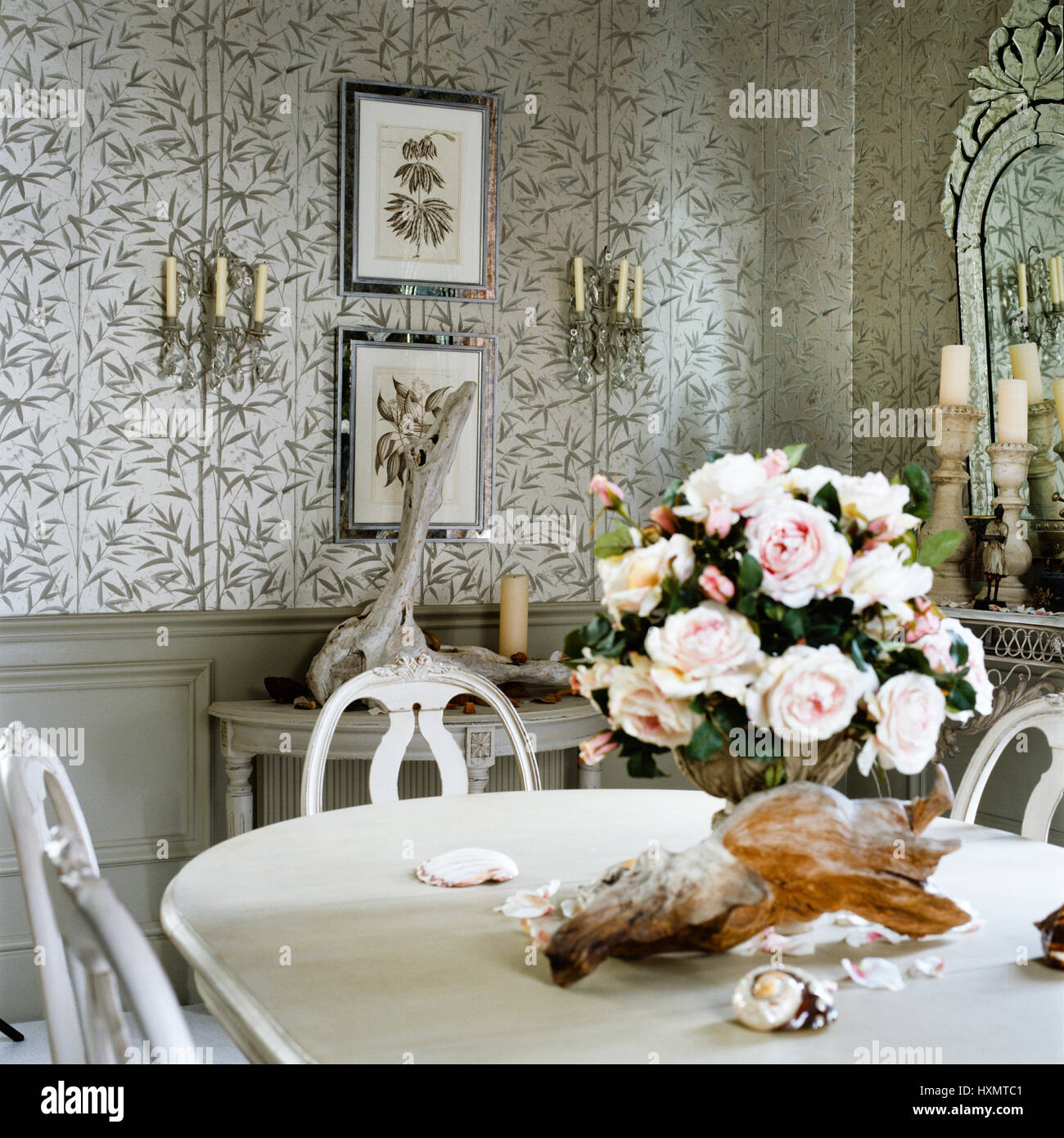 Regency style dining room Stock Photo - Alamy