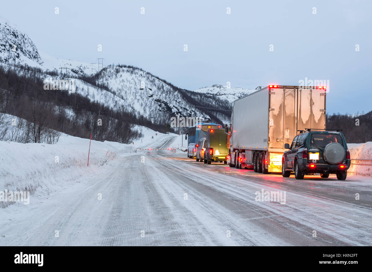 kolonne, column, car, cars, winter, road, vinter, stengt, closed, road, Stock Photo