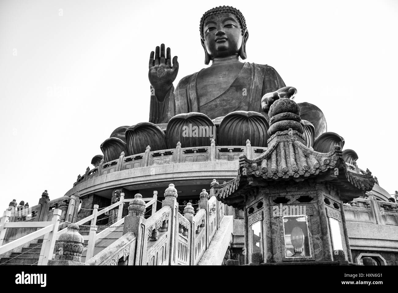 Tian tan buddha statue big buddha hong kong hires stock photography and images Alamy