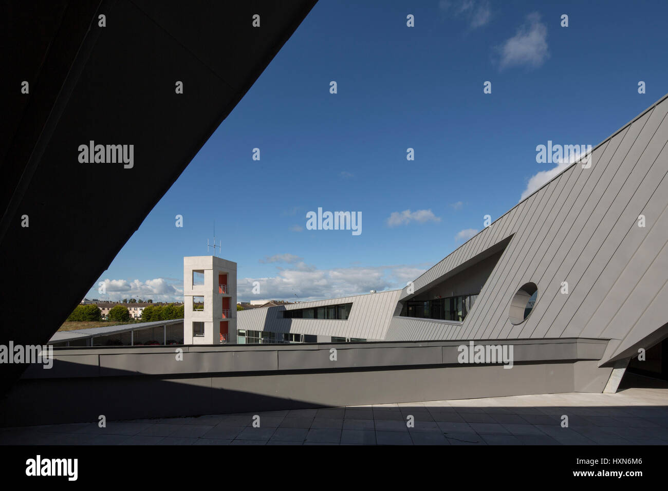 Zinc roof hires stock photography and images Alamy