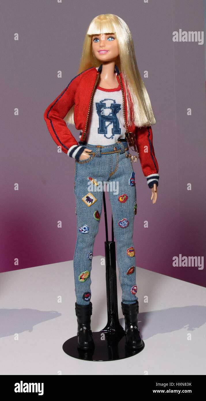 New York Toy Fair 2017 Featuring: Barbie Dolls-Gigi Hadid and Tommy Hilfiger Doll Where: New York, United States When: 18 Feb 2017 Stock Photo - Alamy