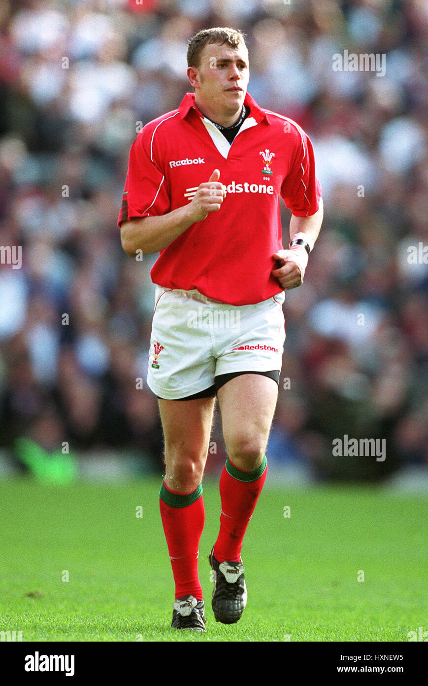 CRAIG MORGAN WALES & CARDIFF RU TWICKENHAM LONDON ENGLAND 23 March 2002 Stock Photo