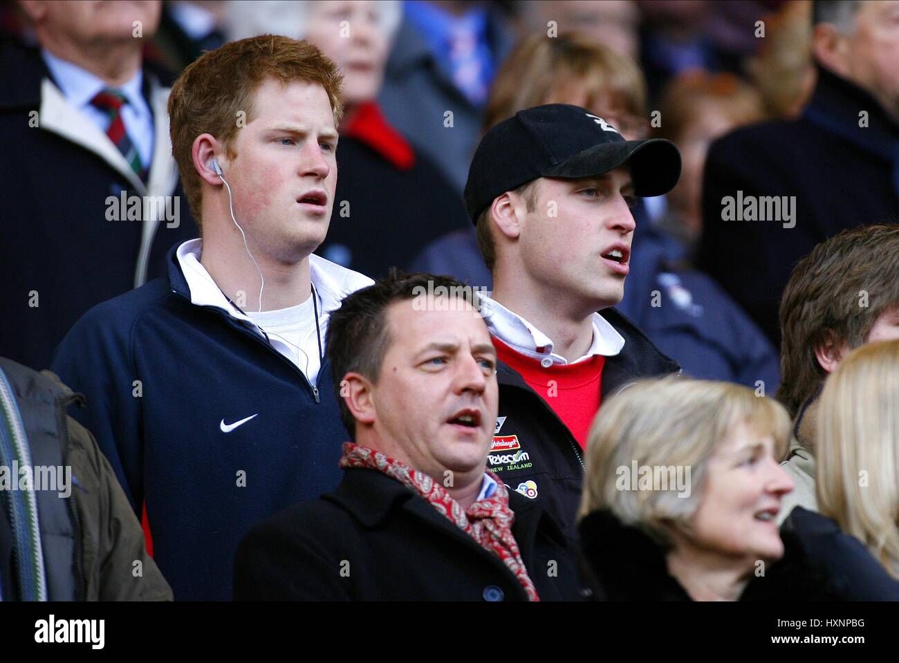 PRINCE HARRY & PRINCE WILLIAM ENGLAND V ITALY TWICKENHAM LONDON ENGLAND 10 February 2007 Stock Photo