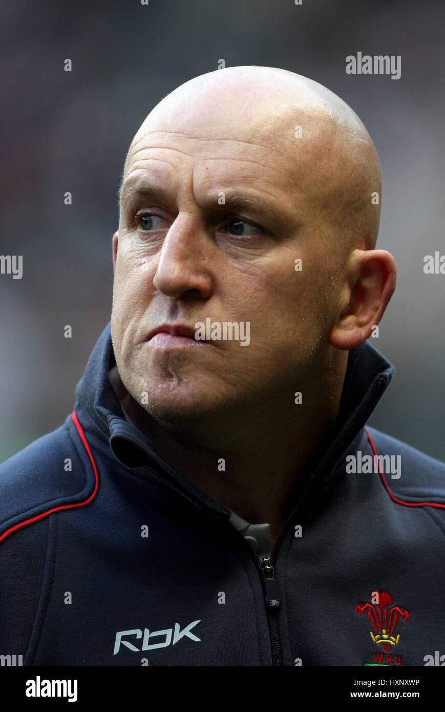 SHAUN EDWARDS WALES RU DEFENCE COACH TWICKENHAM LONDON ENGLAND 02