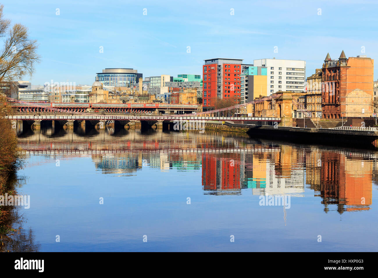 River Clyde at the Broomielaw with the financial district and the Caledonian Railway Bridge, Glasgow, Scotland, UK Stock Photo