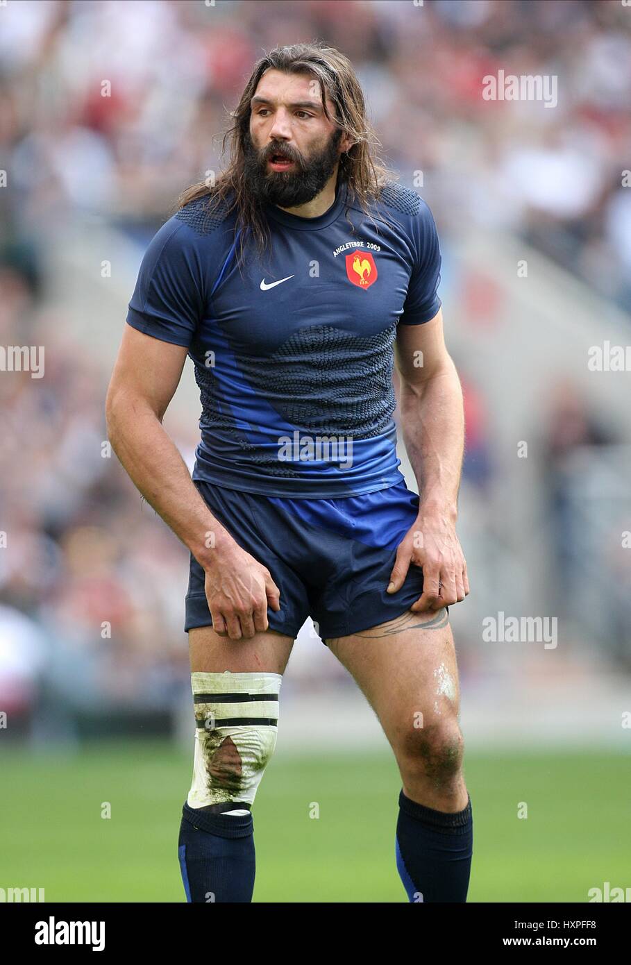SEBASTIEN CHABAL FRANCE SALE SHARKS TWICKENHAM MIDDLE ENGLAND 15 sebastien-chabal-france-sale-sharks-twickenham-middle-england-15