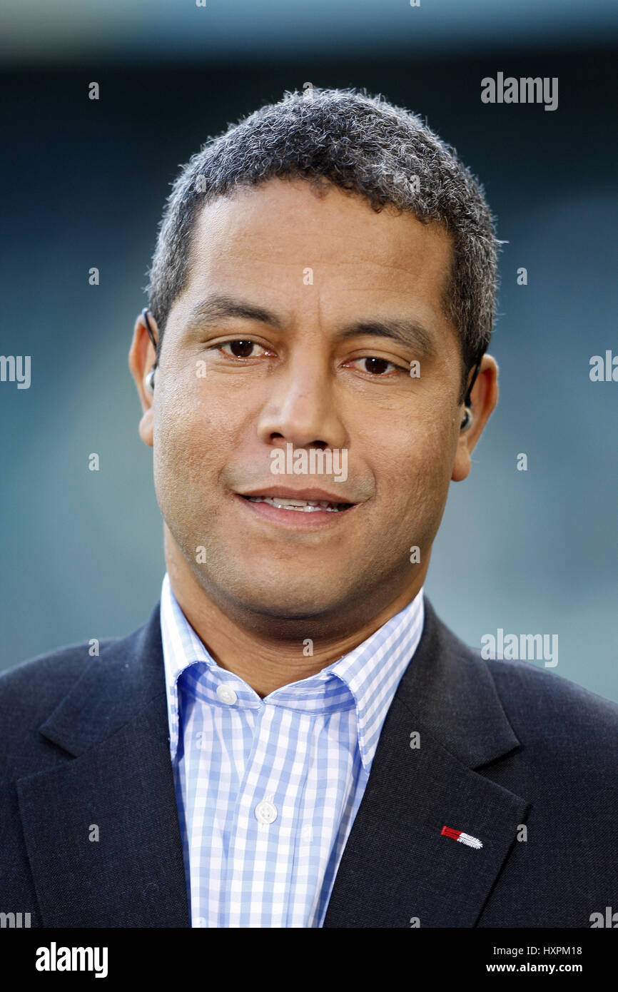 Jeremy guscott bbc hires stock photography and images Alamy