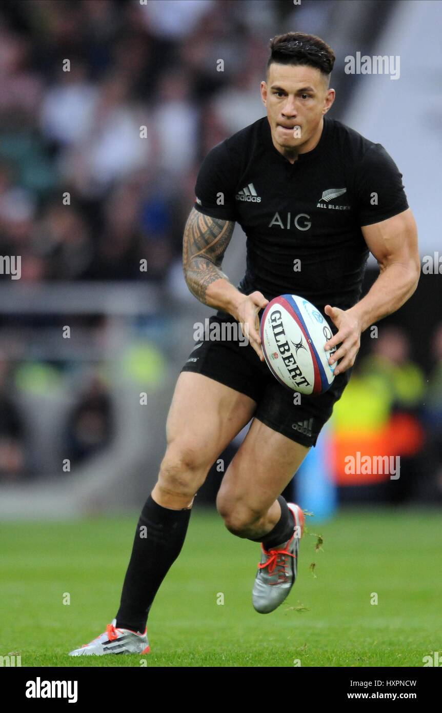 Sonny Bill Williams New Zealand Ru New Zealand Ru Twickenham London England 08 November 2014 Stock Photo Alamy