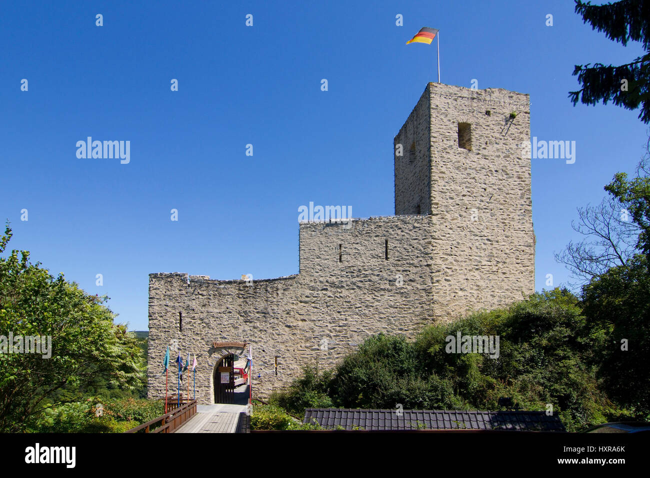 Germany, Hessen, ruined castle open air rock, gate and donjon (Pr), Deutschland,Hessen,Burgruine Freienfels,Eingangstor und Bergfried (pr) Stock Photo