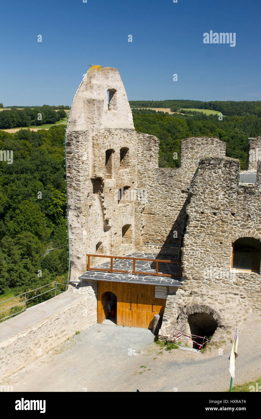 Germany, Hessen, ruined castle open air rock, gable wall, (Pr), Deutschland,Hessen,Burgruine Freienfels,Giebelwand,(pr) Stock Photo