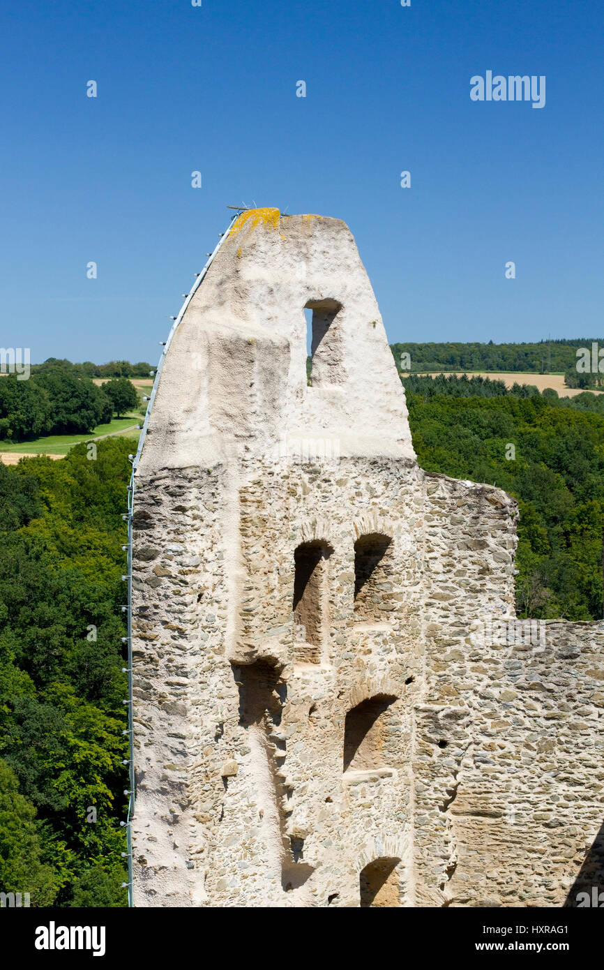 Germany, Hessen, ruined castle open air rock, gable wall (Pr), Deutschland,Hessen,Burgruine Freienfels,Giebelwand (pr) Stock Photo