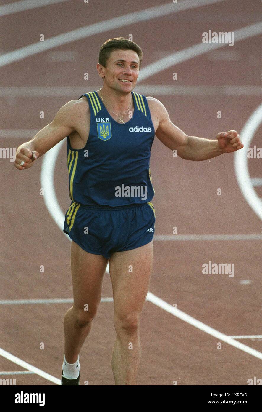 SERGEI BUBKA POLE VAULT WORLD CHAMPS 1995 01 September 1995 Stock Photo Alamy