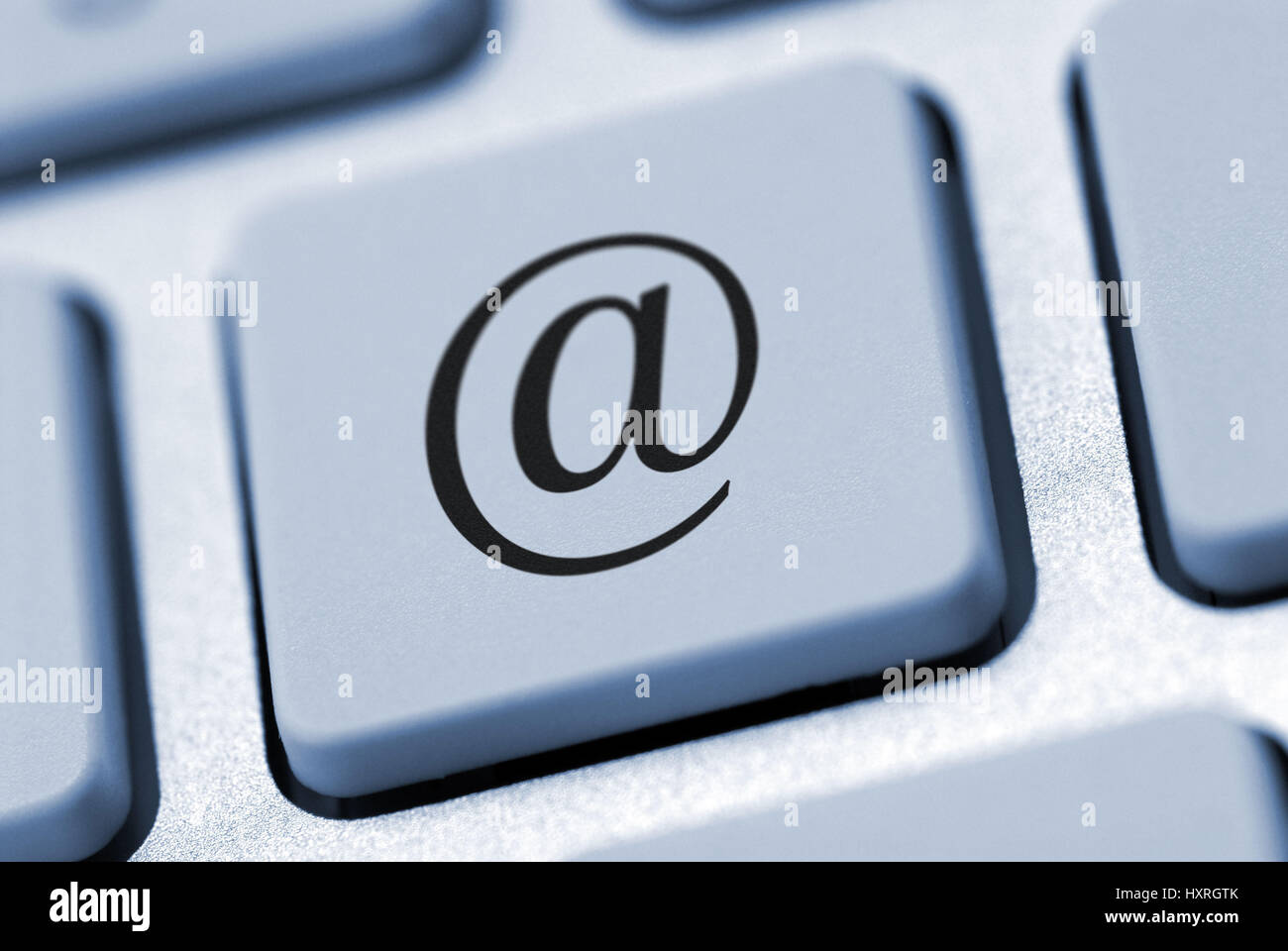 E-mail signs on keyboard, E-Mail-Zeichen auf Tastatur Stock Photo - Alamy