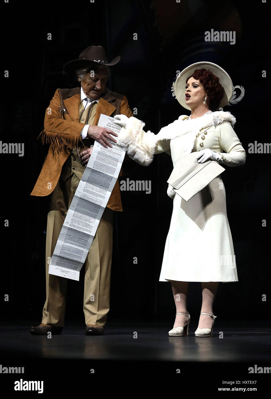 London, UK. 30th Mar, 2017. Pic shows: 42nd Street show at Theatre Royal Drury Lane Sheena Easton stars as Dorothy Brock Pic by Gavin Rodgers/Pixel 8000 Ltd Credit: Gavin Rodgers/Alamy Live News Stock Photo