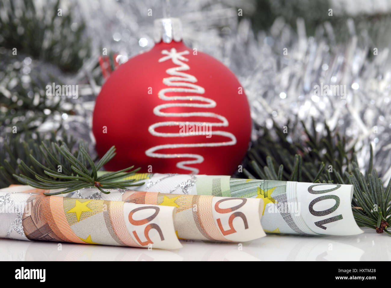 christmas-allowance-wage-salary-christmas-christmas-advent