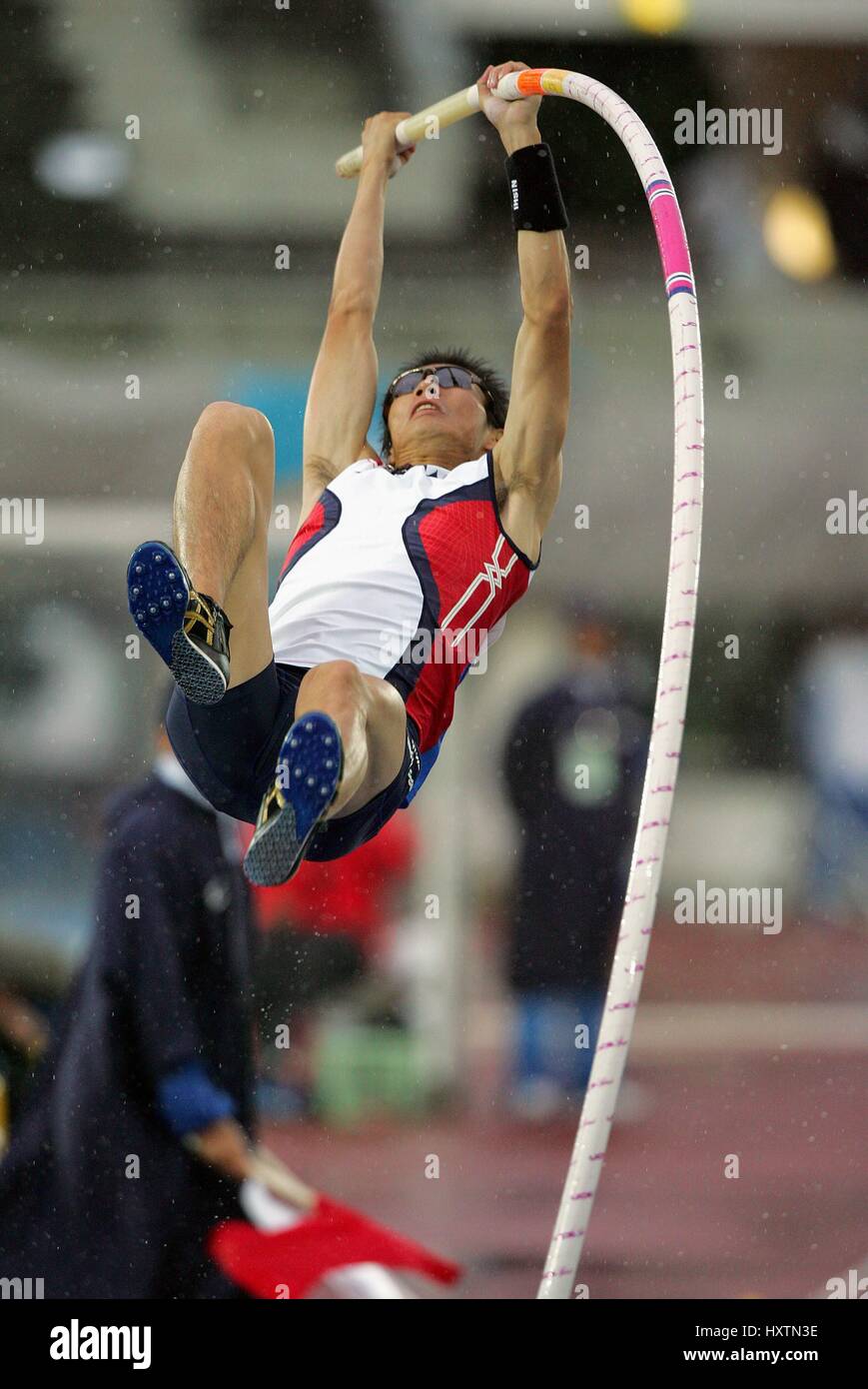 DAICHI SAWANO POLE VAULT JAPAN OLYMPIC STADIUM HELSINKI FINLAND 11 August 2005 Stock Photo