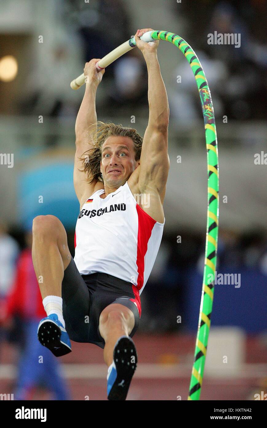 TIM LOBINGER POLE VAULT GERMANY OLYMPIC STADIUM HELSINKI FINLAND 11 August  2005 Stock Photo - Alamy