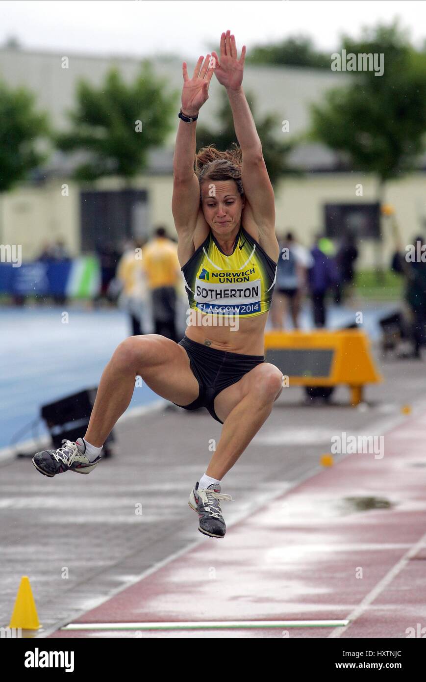 Long jump athletics hires stock photography and images Alamy