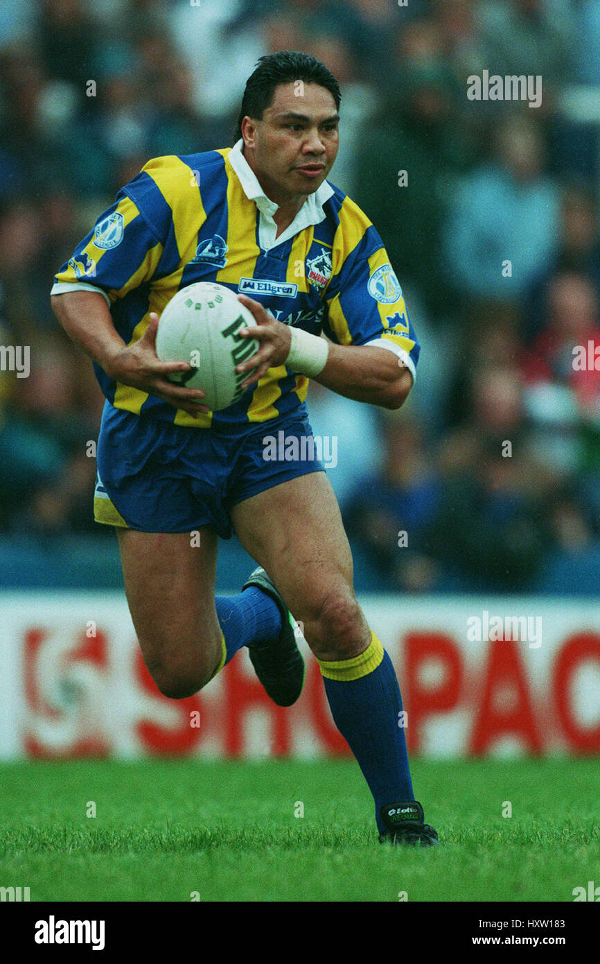 KELLY SHELFORD WARRINGTON RLFC 14 September 1993 Stock Photo Alamy