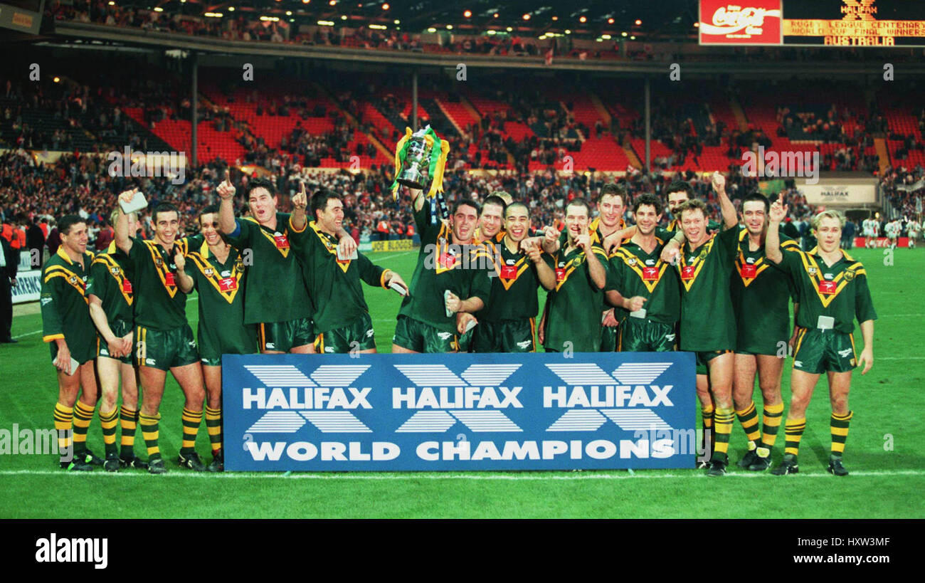 AUSTRALIA CELEBRATE WINNING THE RUGBY LEAGUE WORLD CUP 29 October 1995