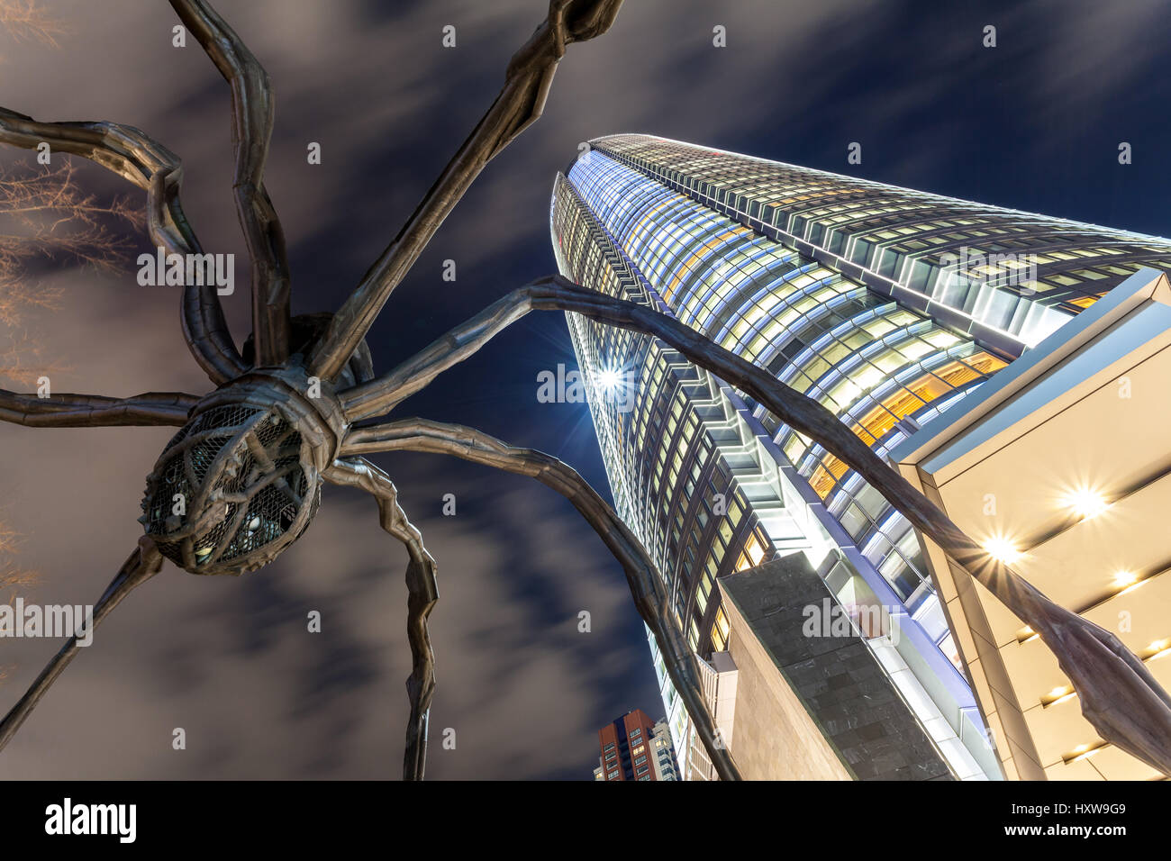 Spider sculpture at Mori Tower, Roppongi Hills in Tokyo, Japan. Stock Photo