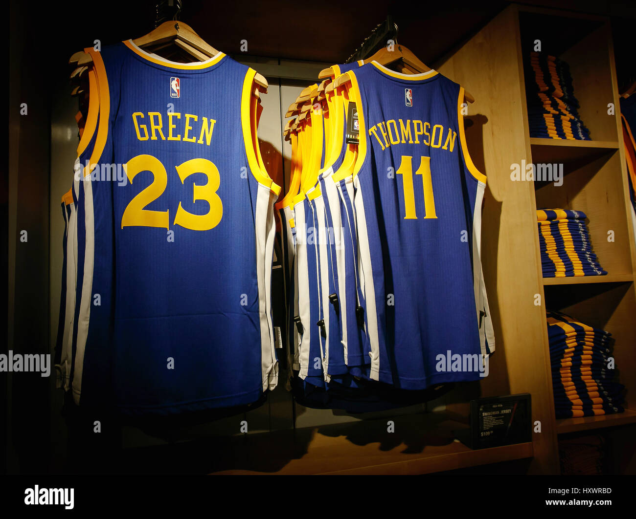 nba store warriors