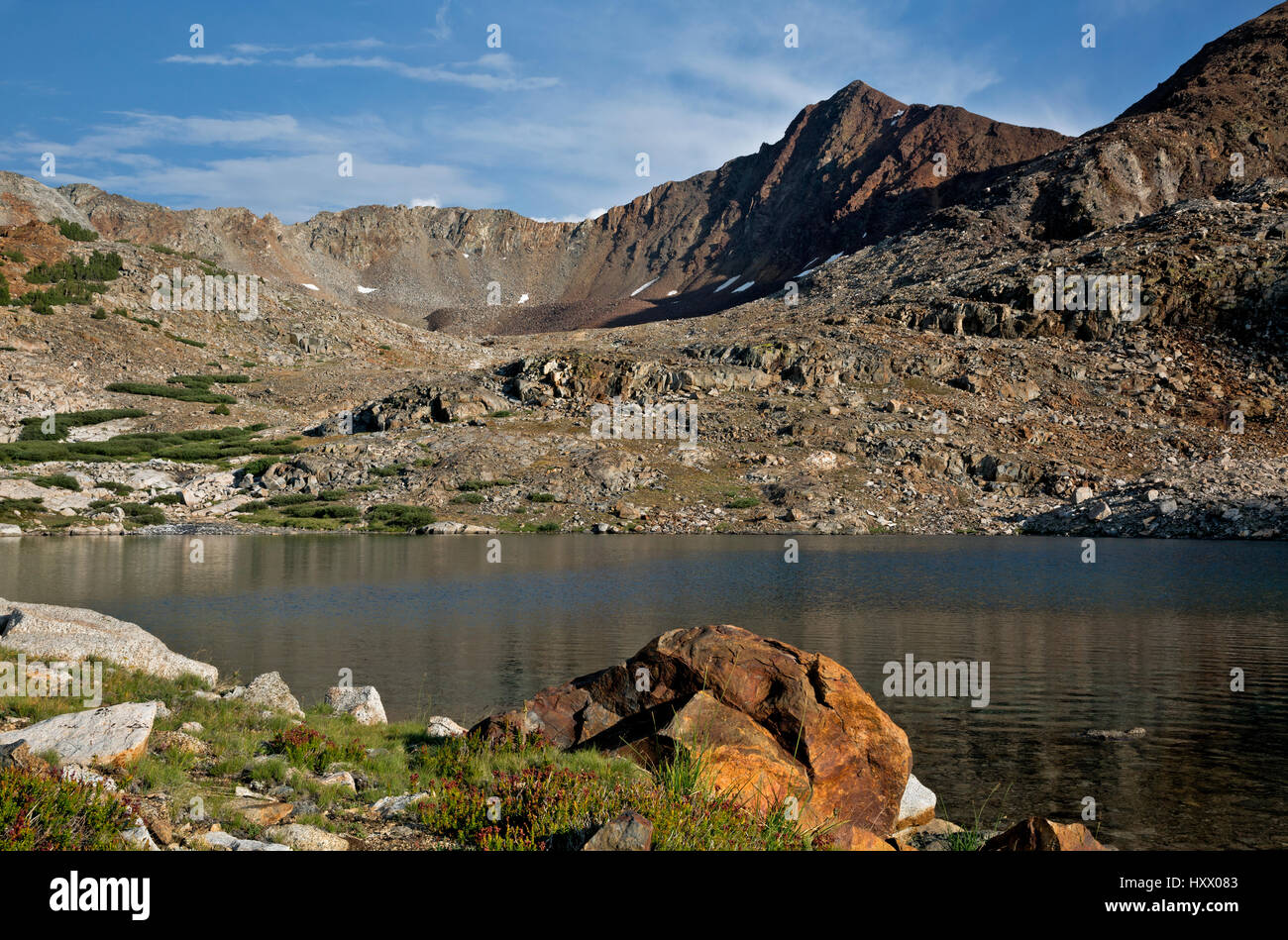 CA03144-00...CALIFORNIA - Small tarn above Lake Marjorie along the combined JMT/PCT in Kings Canyon National Park. Stock Photo